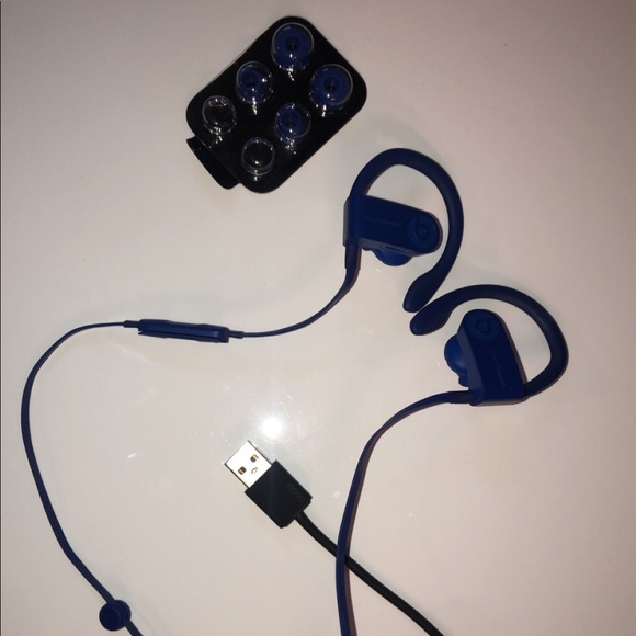 Accessories - BEATS bluetooth